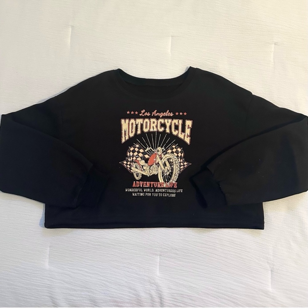 Cropped Graphic Sweatshirt